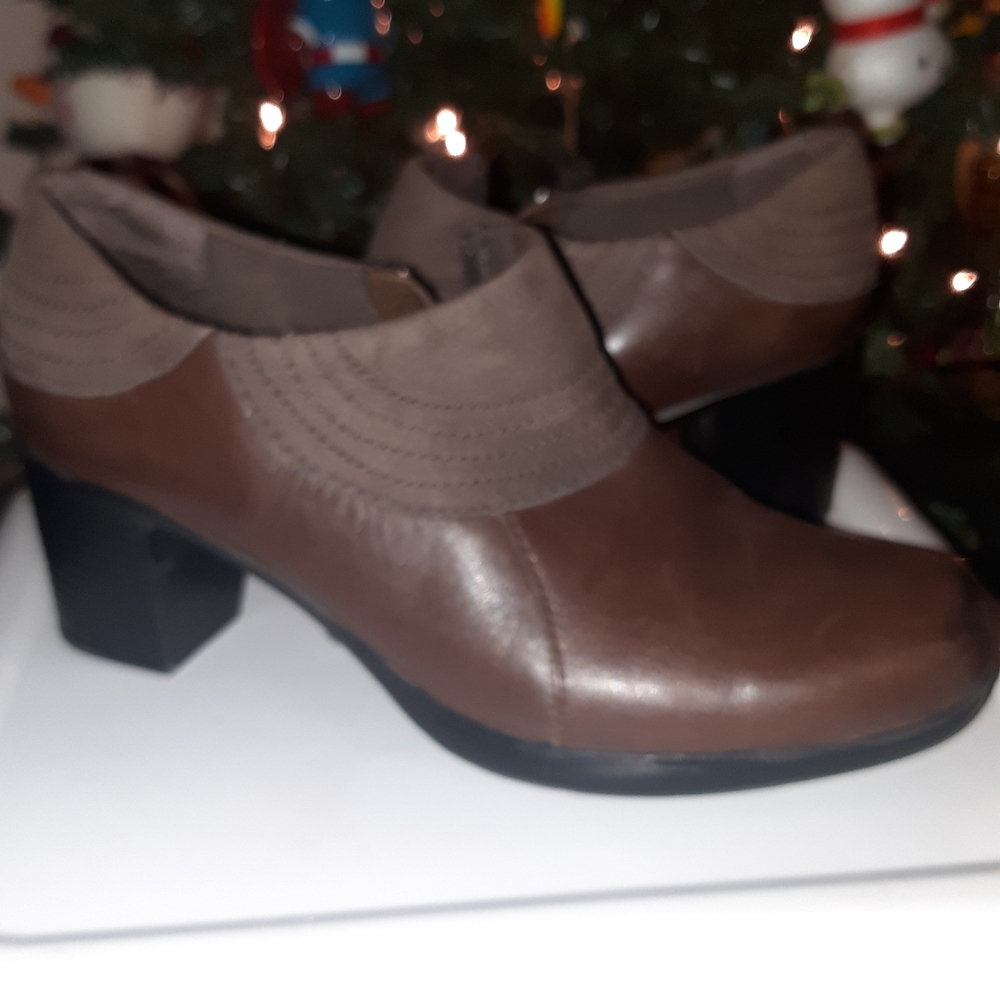Women's Clarks leather ankle boots